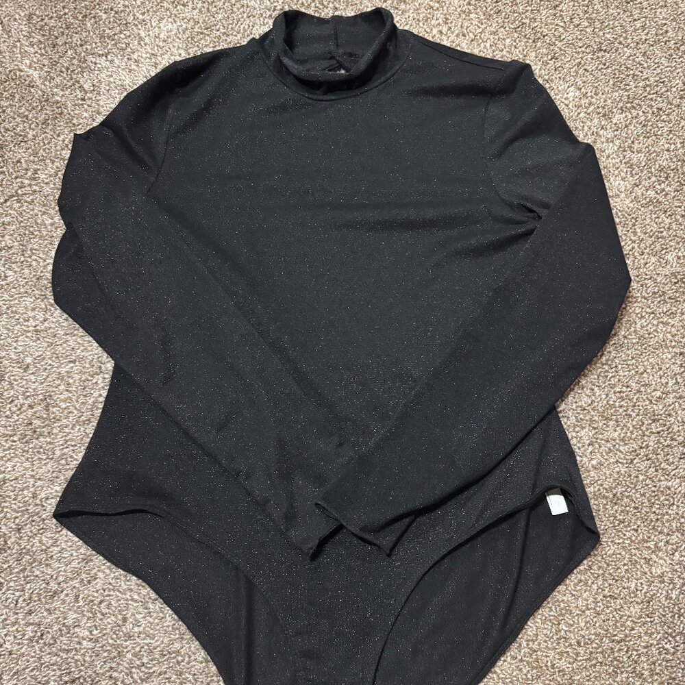 Daily Practice Shimmer Open-Back Mockneck Long Sleeve Bodysuit Black Size Large‎